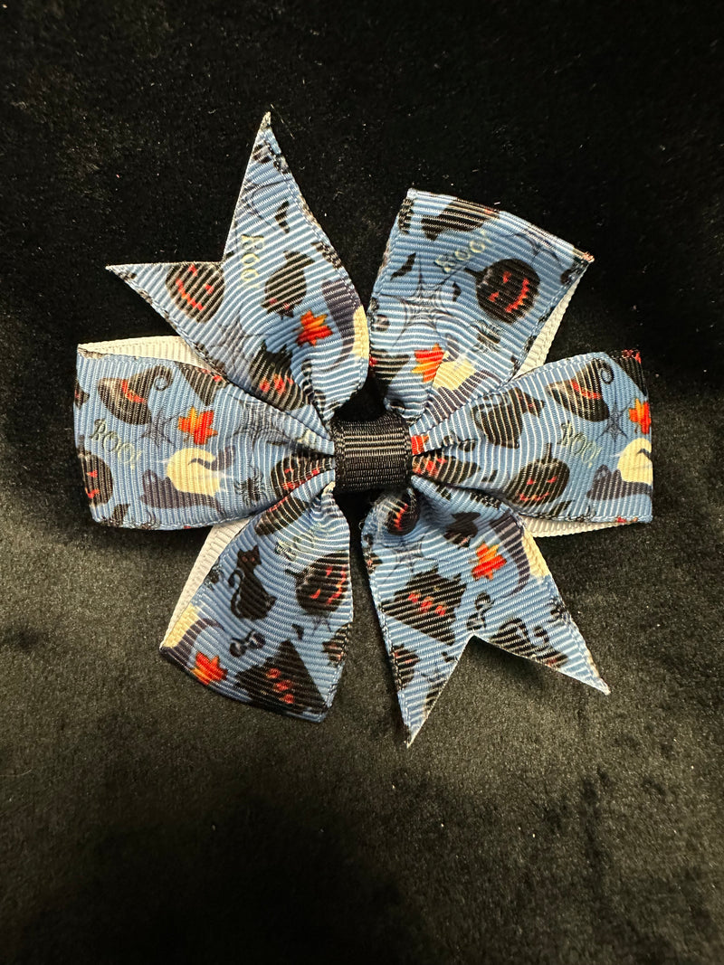 MULTI COLOR HALLOWEEN PRINT BOW ROUGHLY 3"