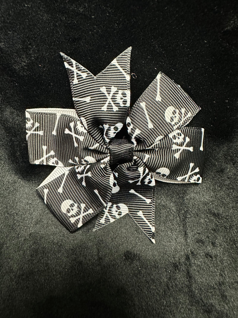 MULTI COLOR HALLOWEEN PRINT BOW ROUGHLY 3"