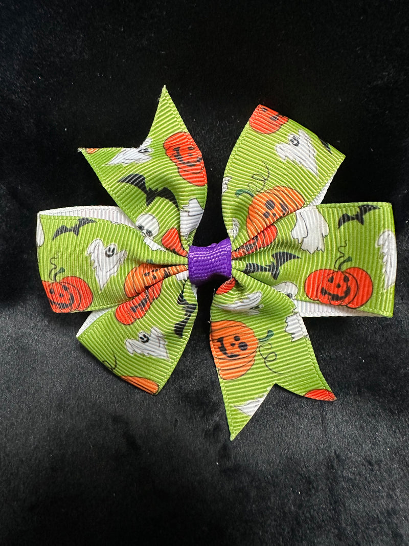 MULTI COLOR HALLOWEEN PRINT BOW ROUGHLY 3"