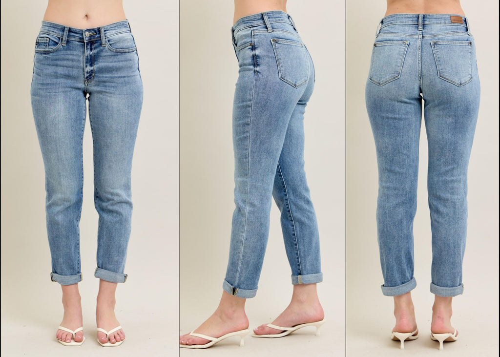 Judy Blue Mid Rise Bleach Wash Boyfriend Jeans - Lil Monkey Boutique