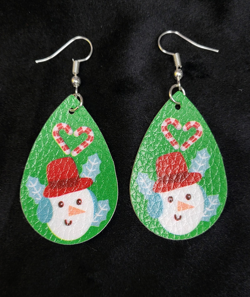 LIGHTWEIGHT CHRISTMAS SNOWMAN LEATHER EARRINGS - Lil Monkey Boutique