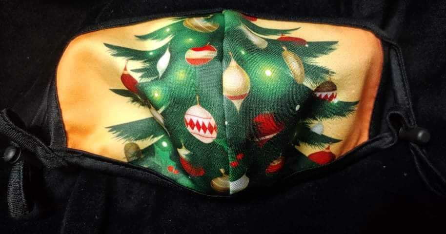 KIDS CHRISTMAS TREE CLOTH MASKS WITH ADJUSTABLE STRAPS - Lil Monkey Boutique