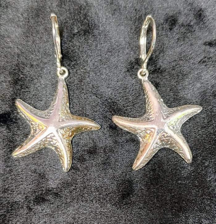 SMALL STARFISH EARRINGS - Lil Monkey Boutique
