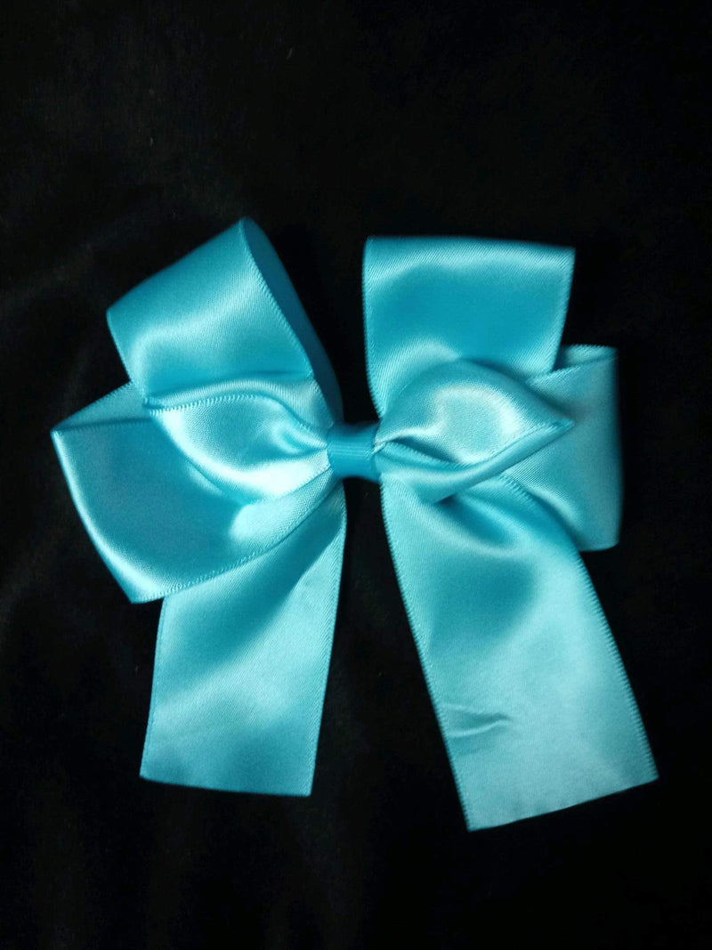 SOLID COLOR BOW WITH TAILS (roughly 4”) - Lil Monkey Boutique